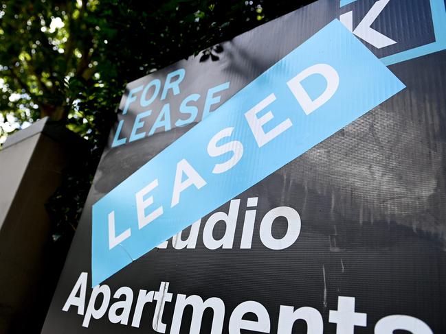 SYDNEY, AUSTRALIA - NewsWire Photos JANUARY 21, 2023: Sydney's rental crisis has reached new heights as renters complain of unfair price hikes.Picture: NCA NewsWire / Jeremy Piper