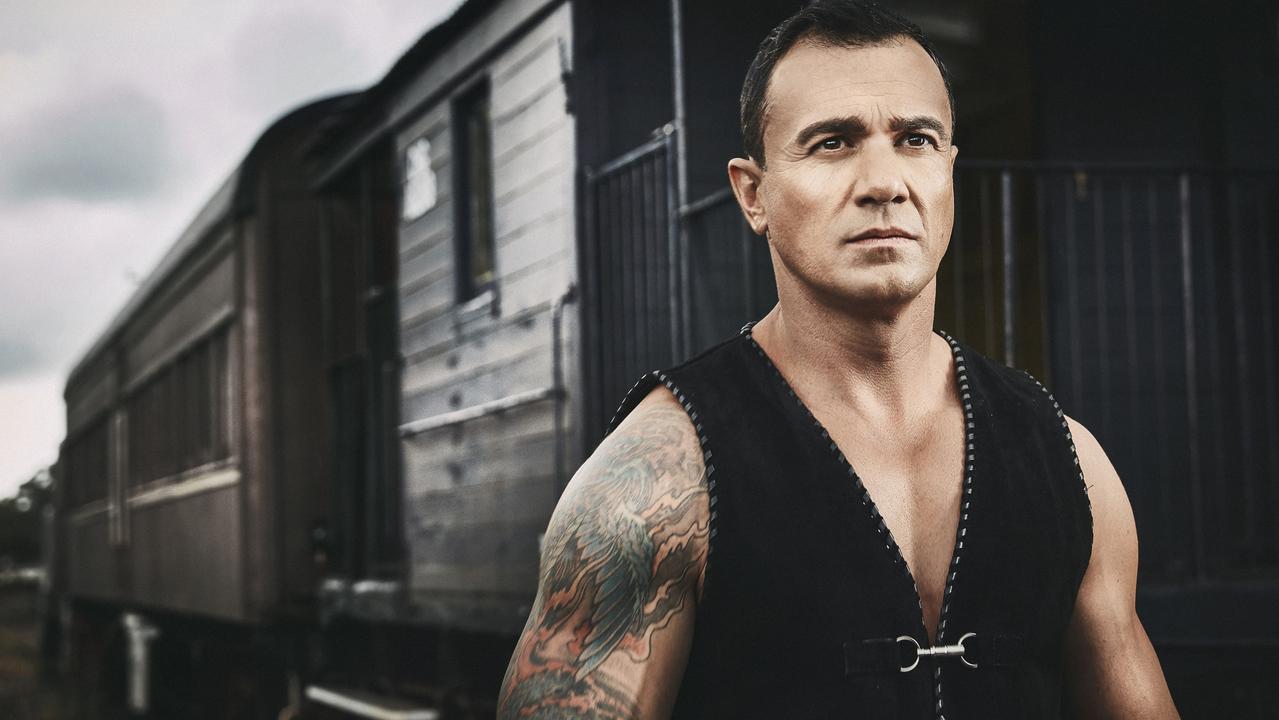 Singer-songwriter Shannon Noll. Picture: Warner Music Australia.