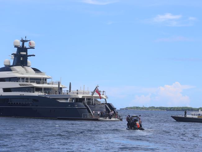 miranda kerr jho low yacht