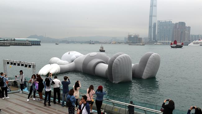 A Sculptures In The Sea exhibition like this one in Hong Kong is also planned.