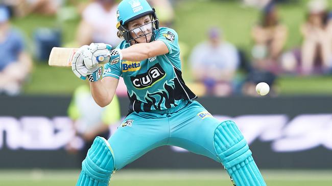 Laura Harris will be hoping to get among the runs against the Sixers.