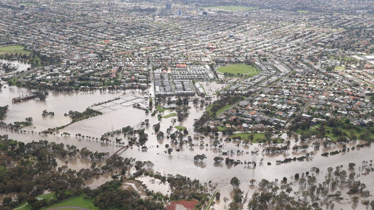 Victorian’s flood response, warning systems need major overhaul ...