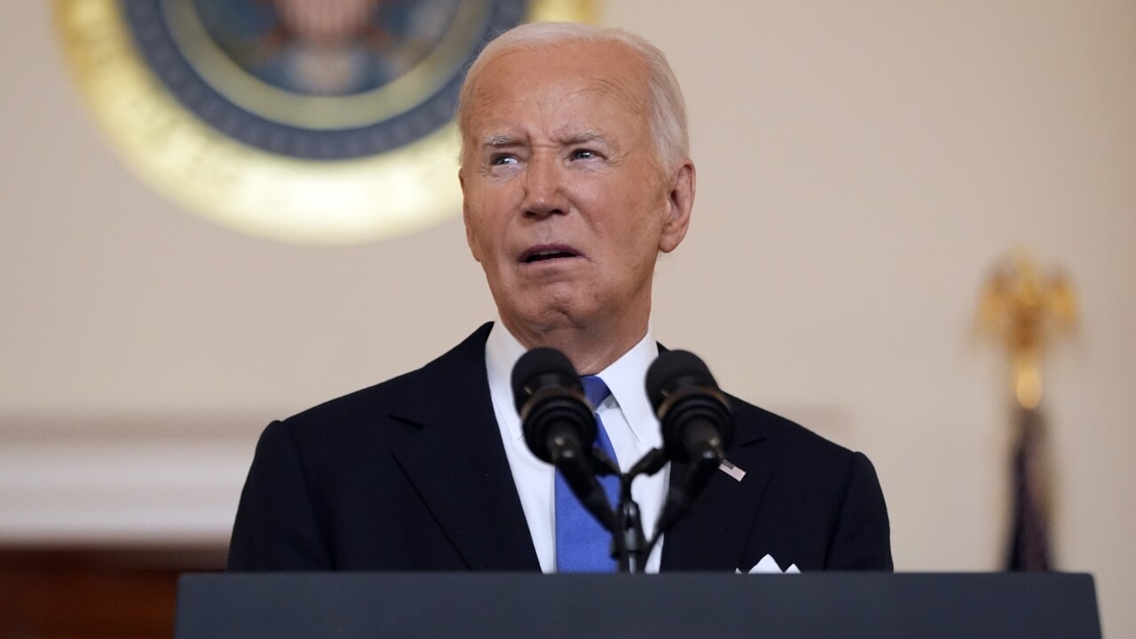 TV host on alarming report about Joe Biden’s ‘rigor mortis’-like freeze ...