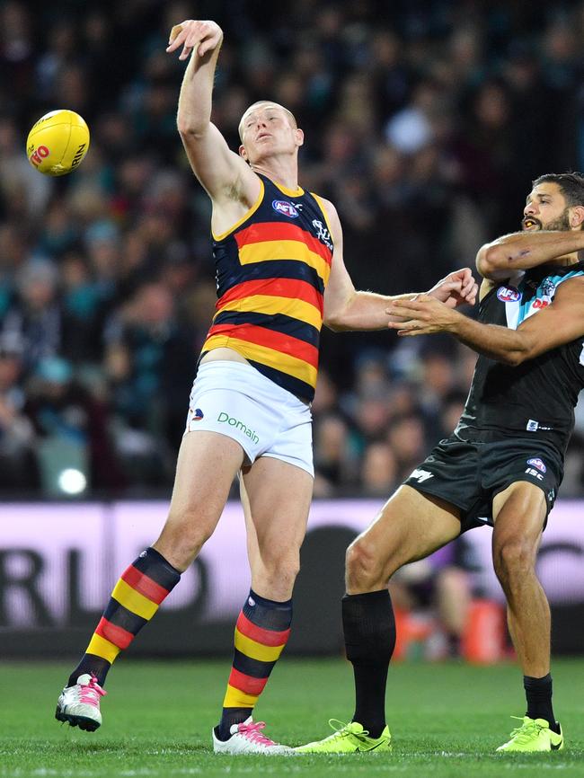 Sam Jacobs up against Patrick Ryder during Saturday’s Showdown. Picture: AAP Image/David Mariuz