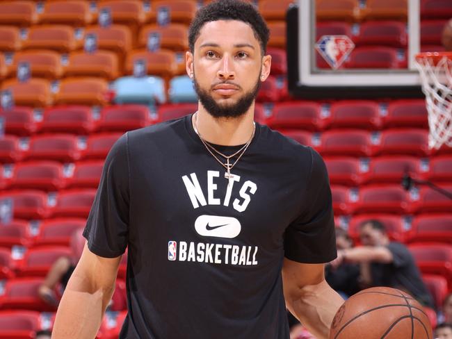 MIAMI, FL - MARCH 26: Ben Simmons #10 of the Brooklyn Nets warms up prior to the game against the Miami Heat on March 26, 2022 at FTX Arena in Miami, Florida. NOTE TO USER: User expressly acknowledges and agrees that, by downloading and or using this Photograph, user is consenting to the terms and conditions of the Getty Images License Agreement. Mandatory Copyright Notice: Copyright 2022 NBAE (Photo by Nathaniel S. Butler/NBAE via Getty Images)