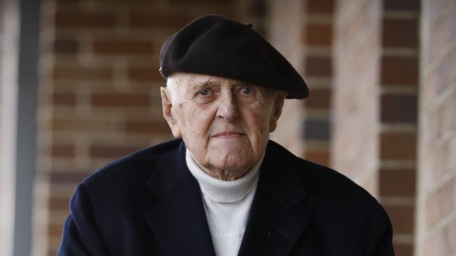 Artist John Olsen pictured yesterday at Moss Vale Court House. Picture: Chris Pavlich