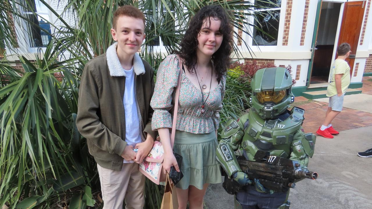 Hamish Mobbs, Sahara Halford and Caden Onion