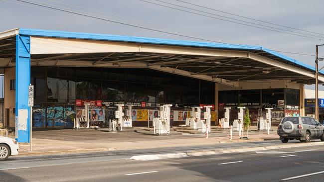 The Mick Skorpos Discount Petrol King station on Marion Road, Ascot Park which has been vacant for more than a decade. Picture: Matt Loxton