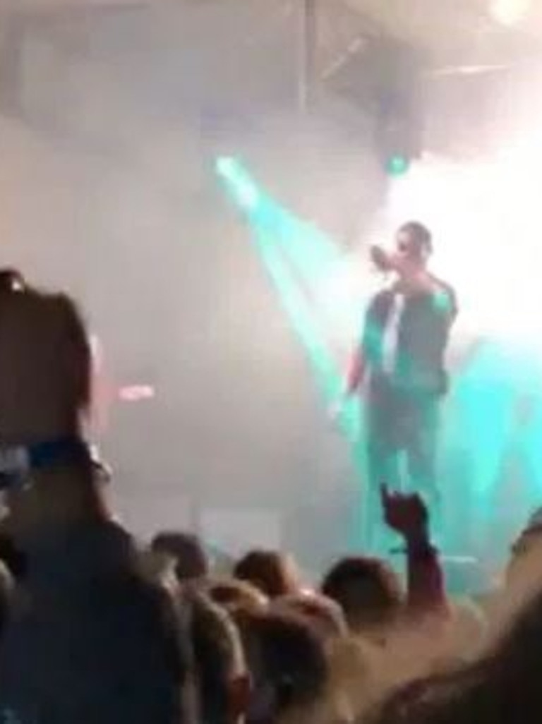 Shannon Noll during his infamous “beer can rant”.