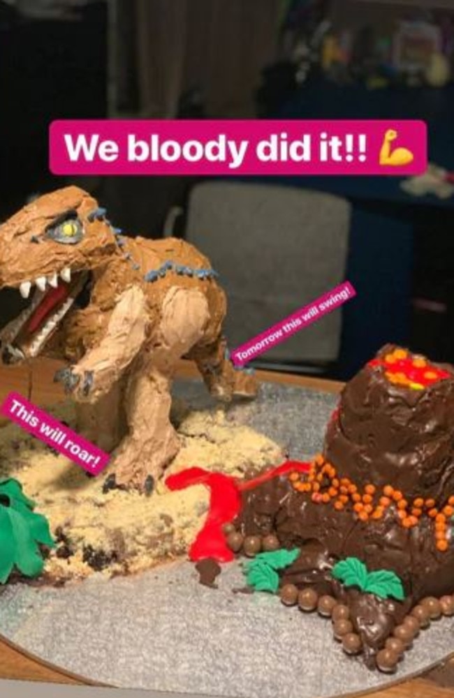 Hamish Blake's epic baking efforts have wowed fans.