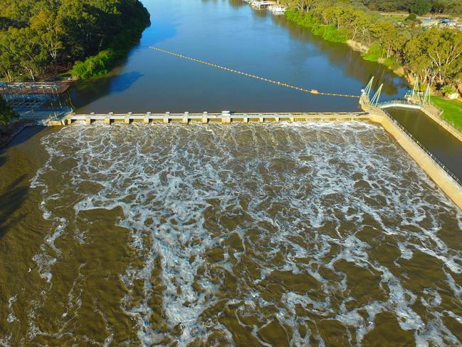 Murray River at Lock 5 near Renmark - picture Grant Schwartzkopff