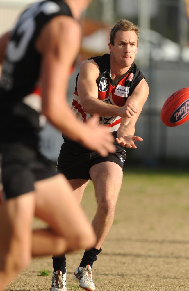 Clint Proctor playing for Frankston in the VFL.