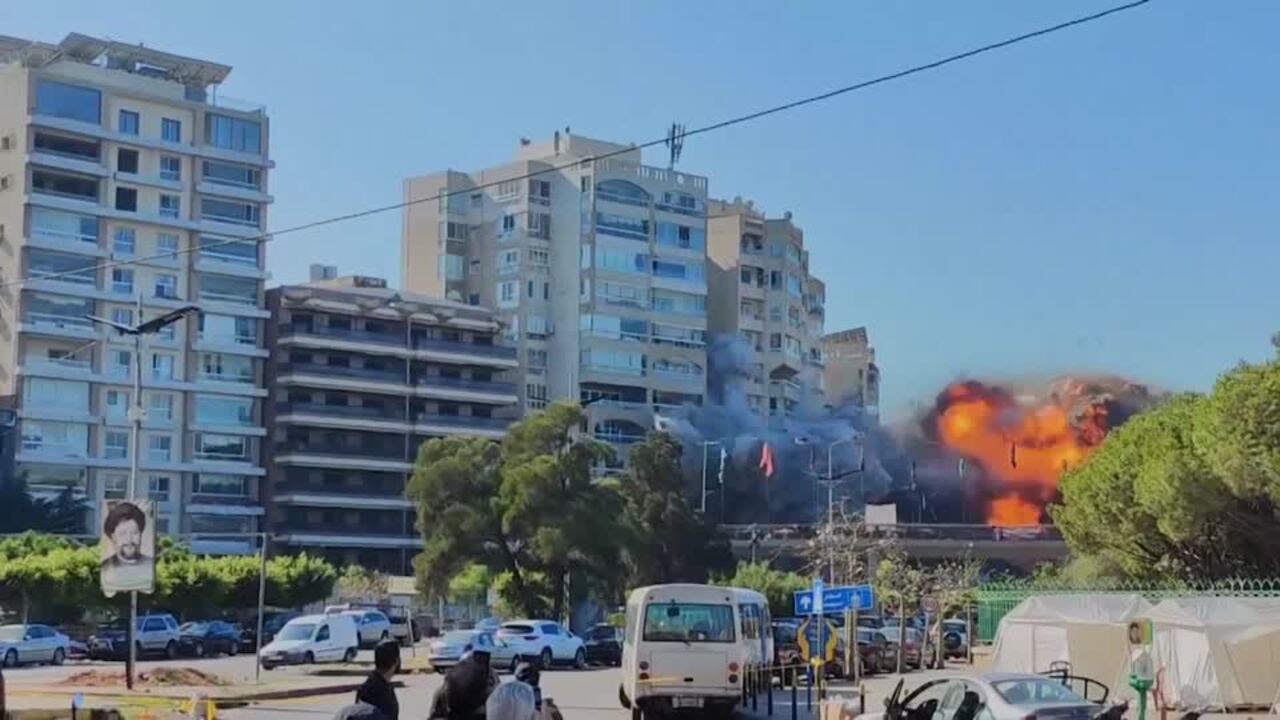 Israeli strike flattens a Beirut building to the ground