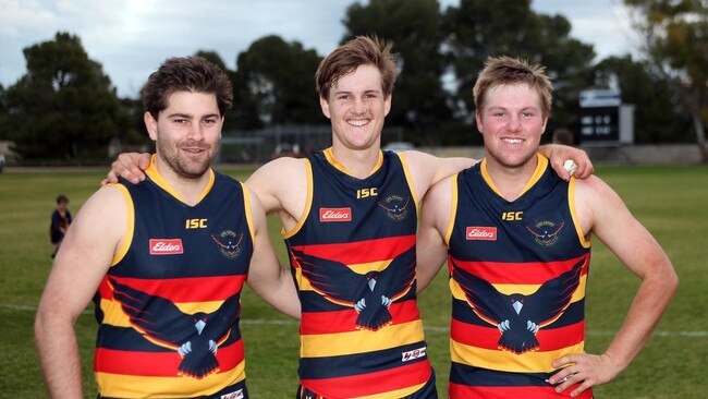 Murphy Short (middle) won his second straight YPFL Mail Medal. Picture: SANFL