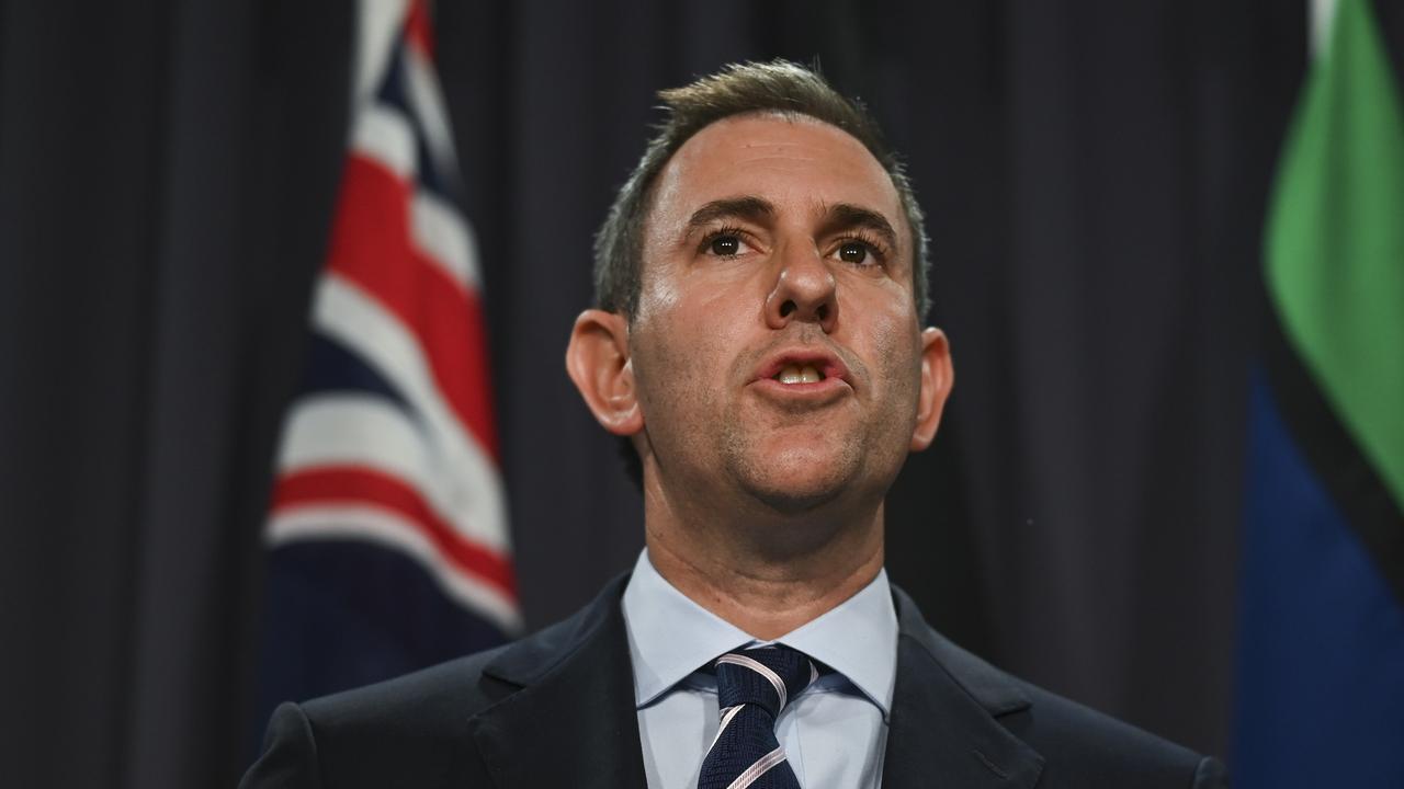 CANBERRA, AUSTRALIA, NewsWire Photos. OCTOBER 19, 2023: Federal Treasurer Jim Chalmers holds a press conference at Parliament House in Canberra. Picture: NCA NewsWire / Martin Ollman