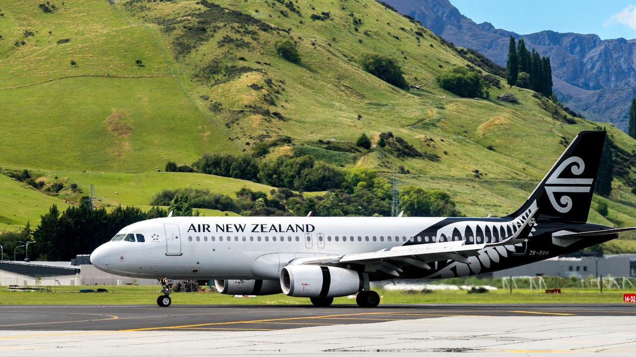 Busy NZ airport evacuated for bomb threat