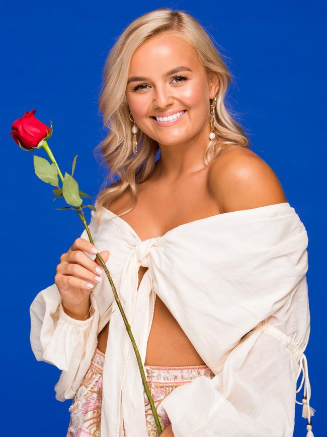 Elly Miles on The Bachelor.