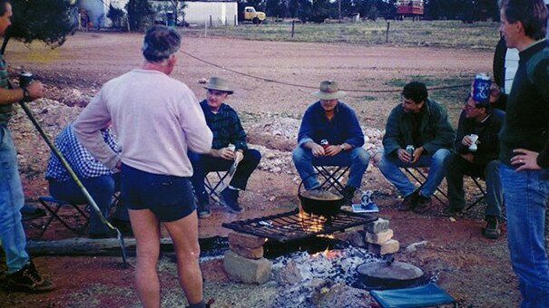 Members of the AFP and Western Australian Police arrive at Banjawarn Station in March 1995 for searches and testing. Picture: Australian Federal Police