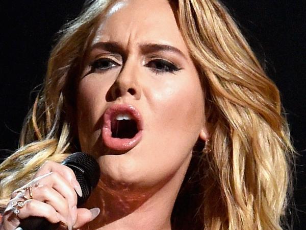 LOS ANGELES, CA - FEBRUARY 12:  Singer Adele performs onstgage during The 59th GRAMMY Awards at STAPLES Center on February 12, 2017 in Los Angeles, California.  (Photo by Lester Cohen/Getty Images for NARAS)