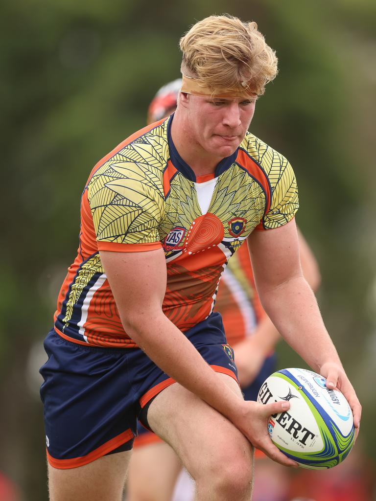 WestMAC's inspiring forward leader Matt Hayes prepares to kick.