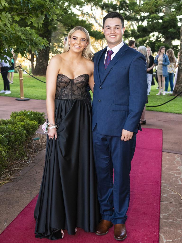 Formals 2021: Centenary Heights State High School formal arrivals at ...