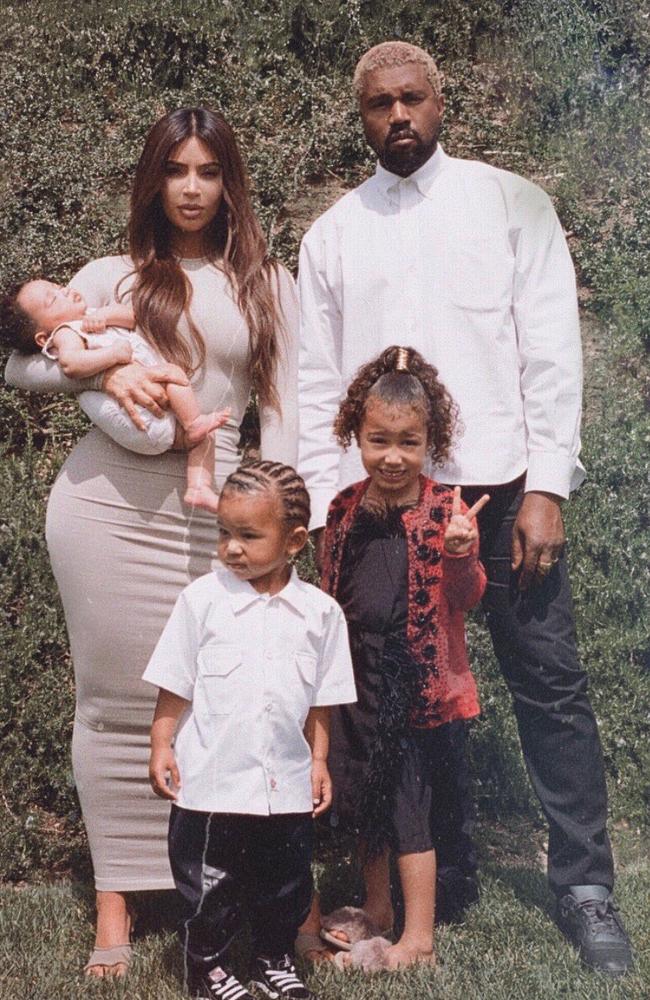 Kim Kardashian &amp; Kanye West with their children Saint, Chicago &amp; North, who he is very protective of. Picture: Twitter / @KimKardashian