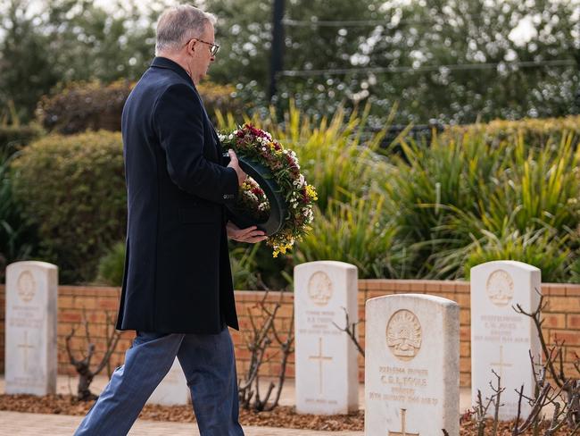 Australian Prime Minister Anthony Albanese posts to Twitter: "The Cowra Breakout was the Second World War’s biggest mass prisoner-of-war escape.Four Australian soldiers and 234 Japanese lost their lives.Eighty years on from that fateful night, it was an honour to lay a wreath and pay my respects here."