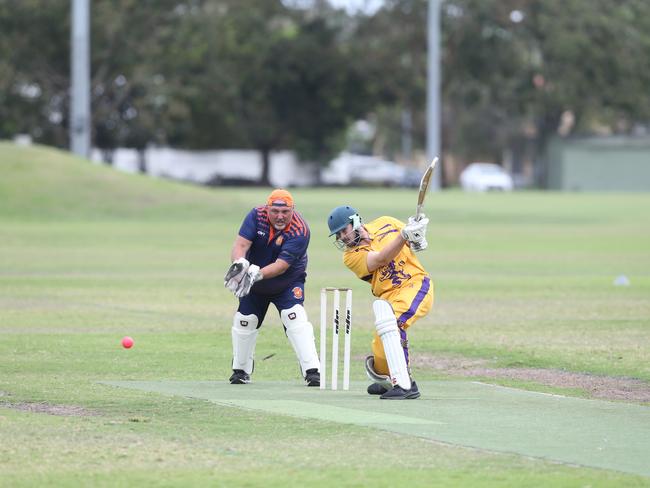 Palm Beach Currumbin (batting) vs. Runaway Bay in the Community Div 3 competition. Harley Richards. 25 November 2023 Palm Beach Picture by Richard Gosling