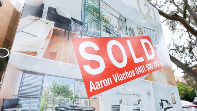 SYDNEY, AUSTRALIA - NewsWire Photos, October 08 2024. GENERIC. Realestate, housing, property, signage. Sold sign outside apartment building in Randwick. Picture: NewsWire / Max Mason-Hubers