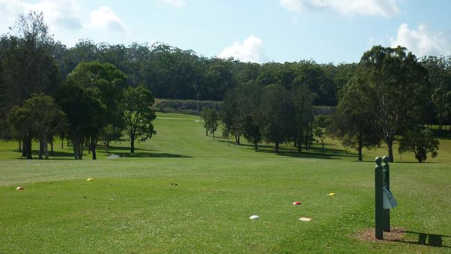 1st hole, Kew Country Club.