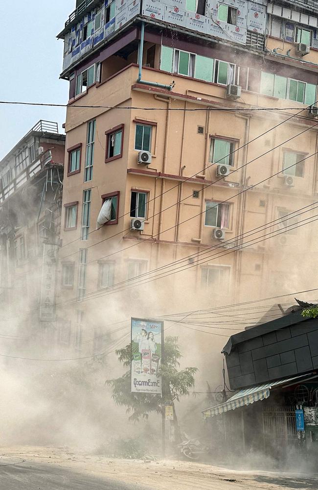 A building collapsesin Mandalay on March 28, 2025. Picture: AFP