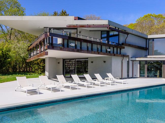 Wainscott New York is the setting for htis modernist masterpiece. Listed with Sotheby's International Real Estate the asking price for this nine bedroom is $USD17.5million. FOR SOLE USE WITH ADELAIDE ADVERTISER DREAM HOME