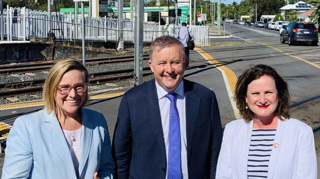 Former ALP Federal candidate for Bonner Jo Briskey, ALP leader of the opposition Anthony Albanese and State Member for Lytton Joan Pease at Lindum.