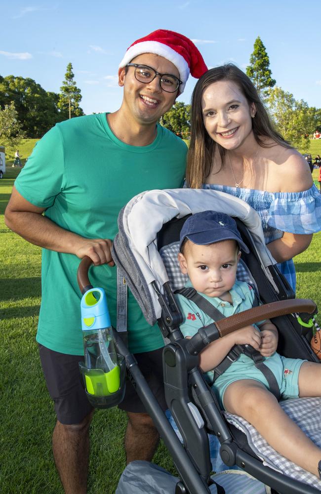 Gio, Fiona and Rafael Davies. Triple M Mayoral Carols by Candlelight. Sunday 8th December, 2024. Picture: Nev Madsen.