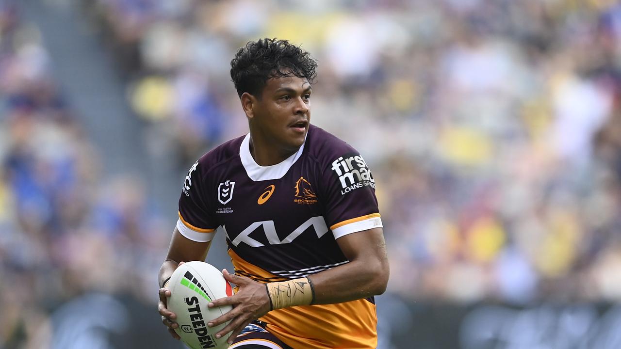 Broncos bank on Walsh to fire at fullback