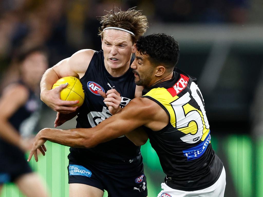 Jordan Boyd crunches Marlion Pickett. Picture: Michael Willson/AFL Photos via Getty Images