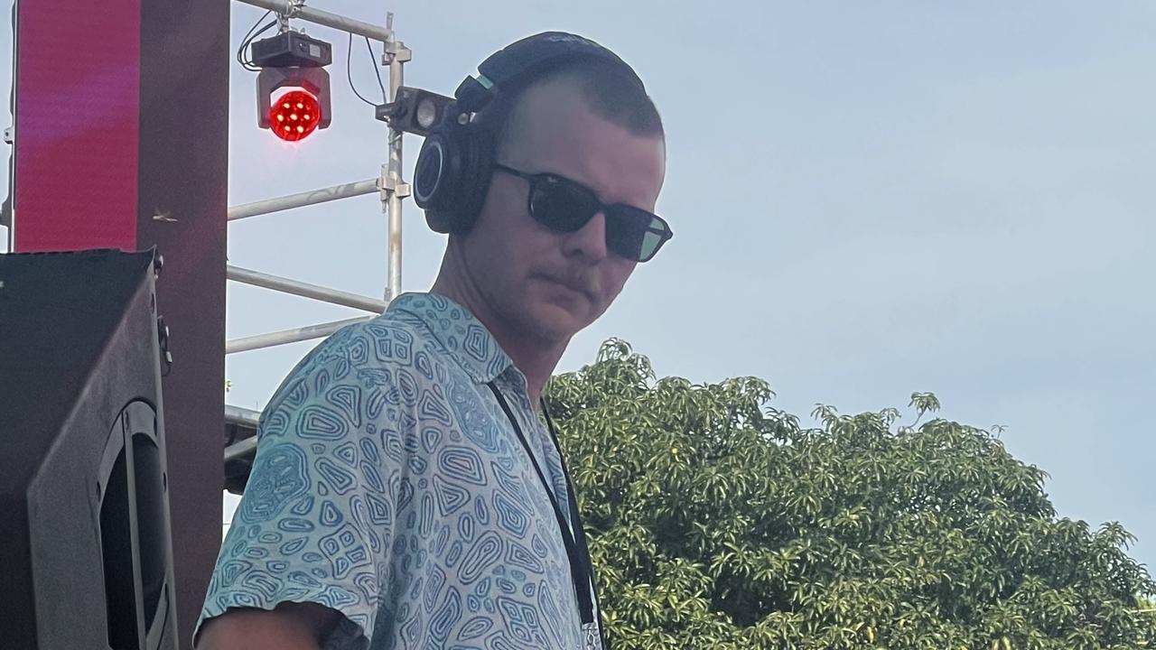 ‘Feel the floor shake’: Territorian dad nails BASSINTHEGRASS set