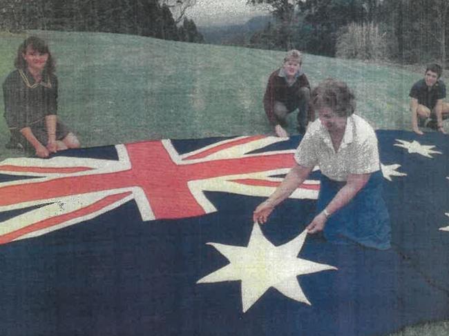 Mayor launches campaign to find new home for ‘unique’ knitted flag