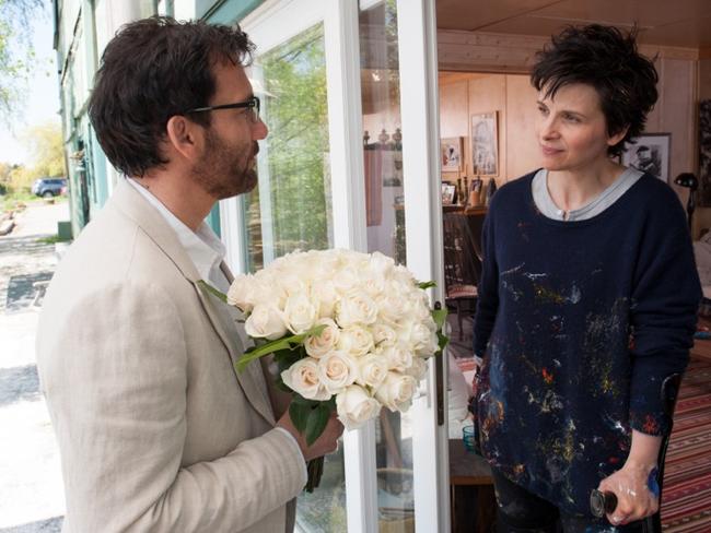 Clive Owen and Juliette Binoche in Fred Schepisi film WORDS & PICTURES