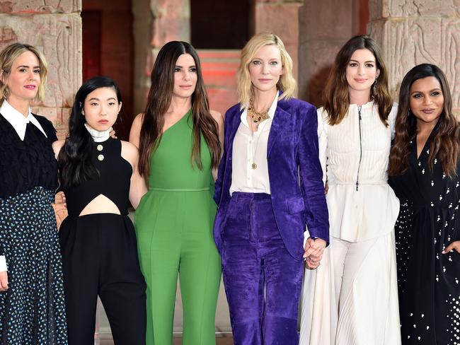 Cast of Ocean's 8 (l-r) actors Sarah Paulson, Awkwafina, Sandra Bullock, Cate Blanchett, Anne Hathaway and Mindy Kaling attend the worldwide photo call at The Metropolitan Museum of Art's Temple of Dendur in the Sackler Wing  in New York, NY, on May 22, 2018. 22 May 2018 Pictured: Cast of Ocean's 8 (l-r) actors Sarah Paulson, Awkwafina, Sandra Bullock, Cate Blanchett, Anne Hathaway and Mindy Kaling attend the worldwide photo call at The Metropolitan Museum of Art's Temple of Dendur in the Sackler Wing  in New York, NY, on May 22, 2018. (Photo by Anthony Behar/Sipa USA). Photo credit: Anthony Behar/Sipa USA / MEGA  TheMegaAgency.com +1 888 505 6342