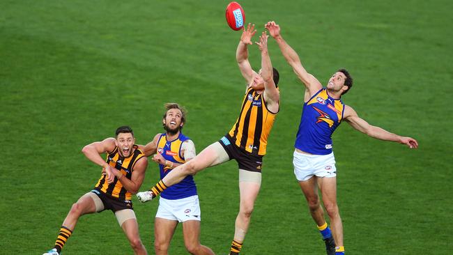 Hawk Jarryd Roughead flies high. Picture: Getty