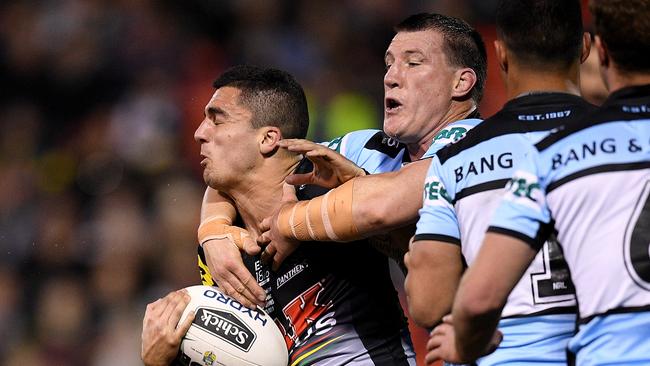 Caleb Aekins starred on debut while Paul Gallen flopped for SuperCoach owners. (AAP Image/Dan Himbrechts)