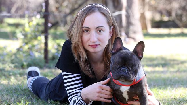 Honeybear with Alexandria Cameron. Photo by Richard Gosling