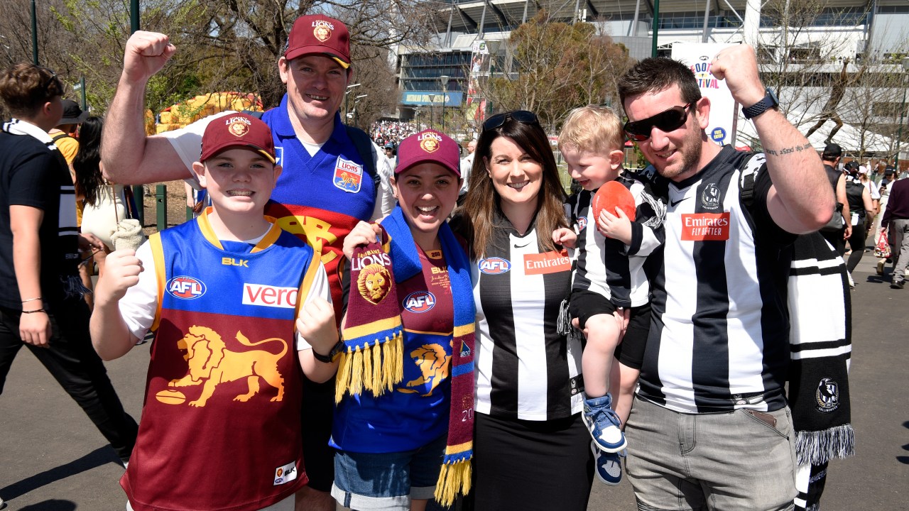 Brisbane Broncos, Lions fans united for grand final weekend