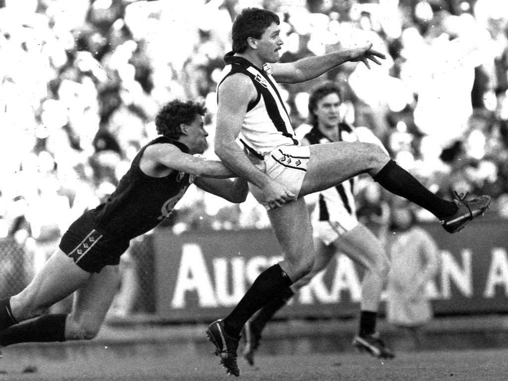 Brian Taylor kicked 100 goals for Collingwood in 1986.