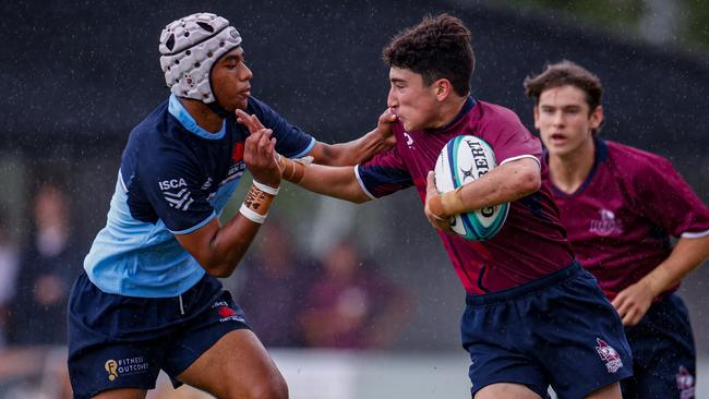 Action in the U15 match between Gen Blue and Queensland Reds. Pic: Kev Nagle