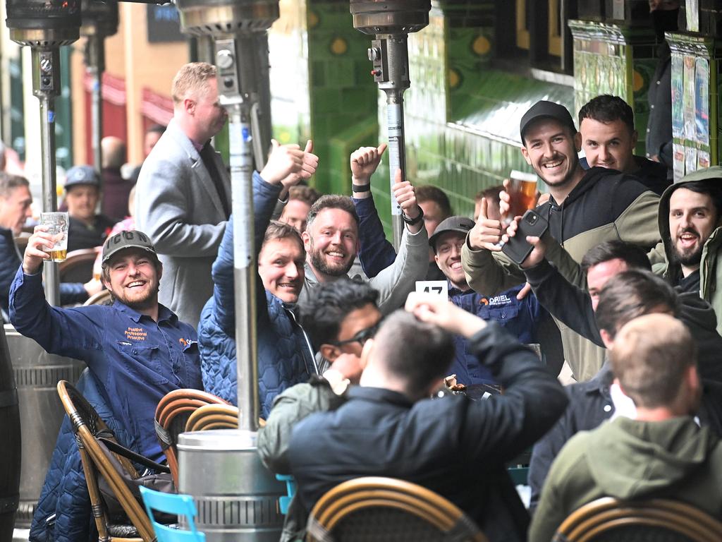 Sydneysiders enjoy a drink on freedom day. Picture: Jeremy Piper/NCA NewsWire