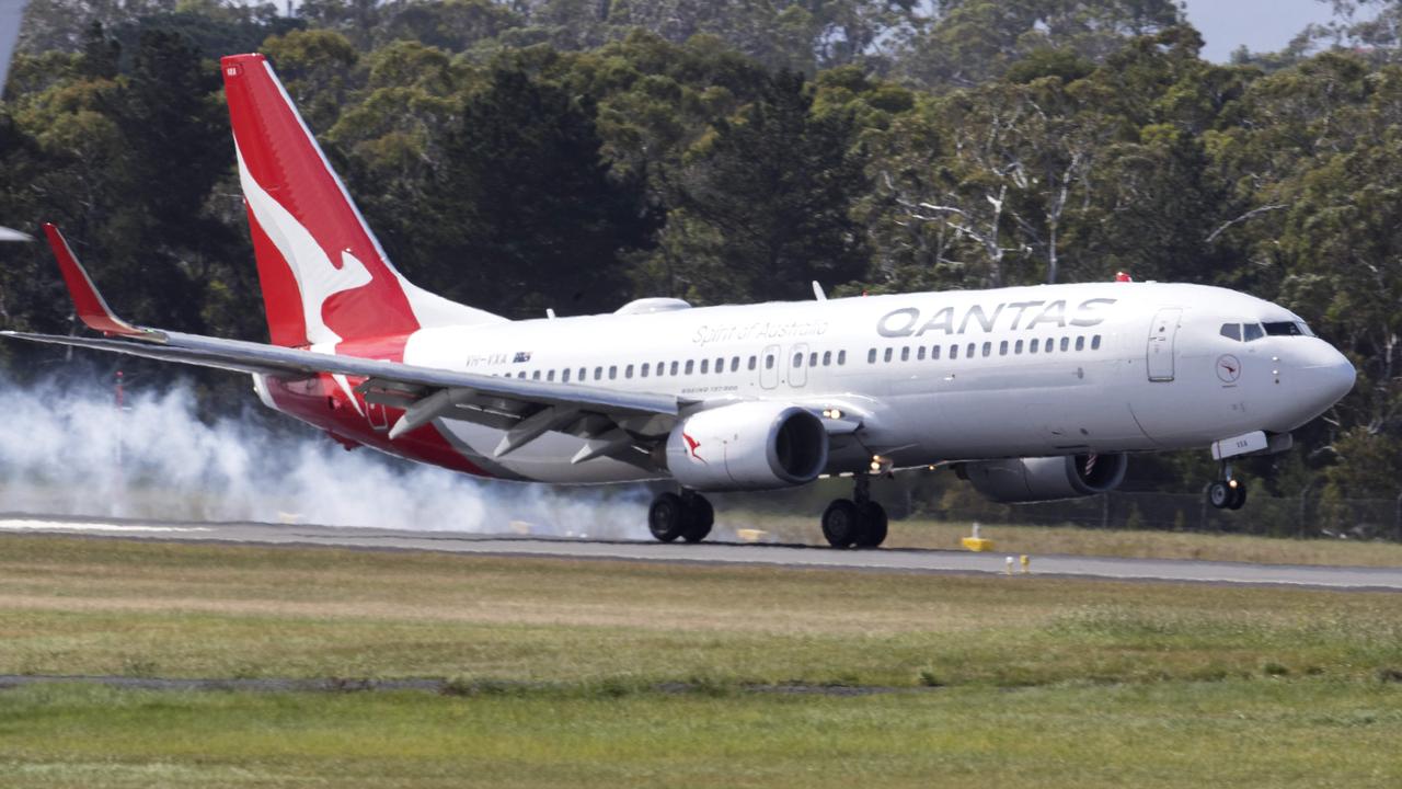 COVID vaccinations arrive at Hobart on Qantas flight QF1023. Picture:Chris Kidd