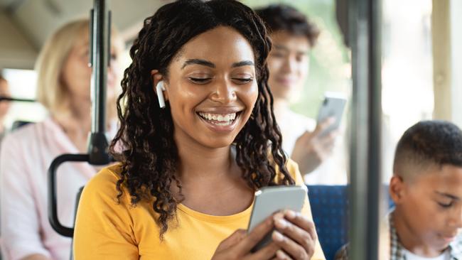 When did everyone stop using headphones?