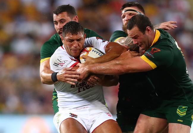 Star English recruit Ryan Hall will miss the start of the season through injury.